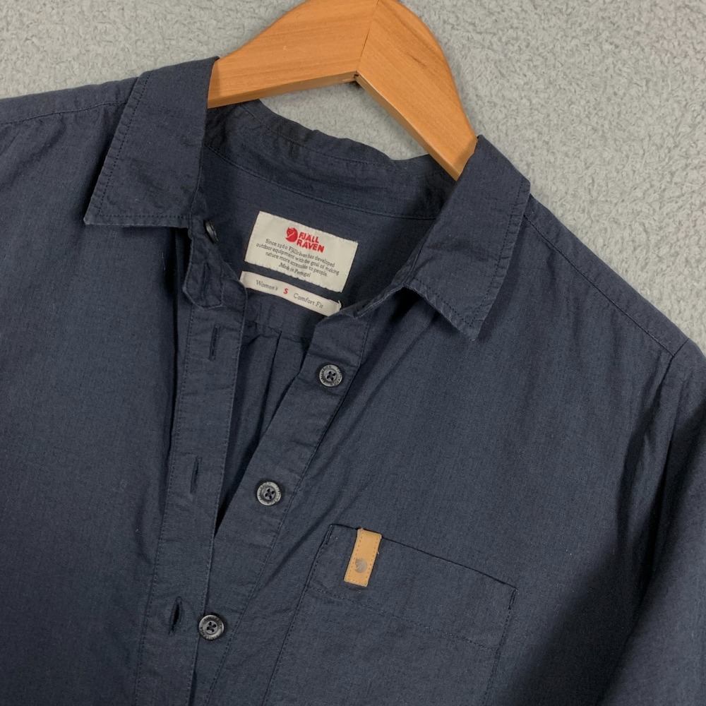 FjallRaven‎ Kiruna Lite Shirt Women's Small Navy Long Sleeve Popover Comfort Fit - Picture 2 of 9